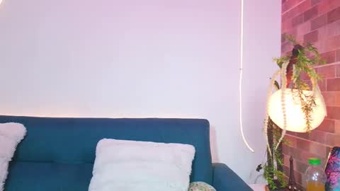 Snapshot of luna_valen chatting on March 28, 3:17 am luna_valen online show from March 28, 3:17 am