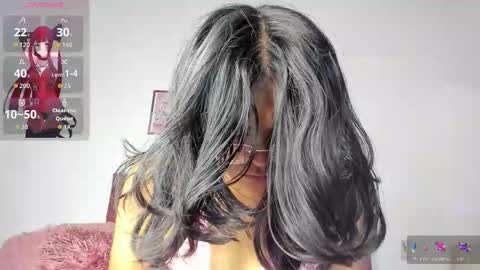 luna_velveth1 online show from March 26, 2:50 am