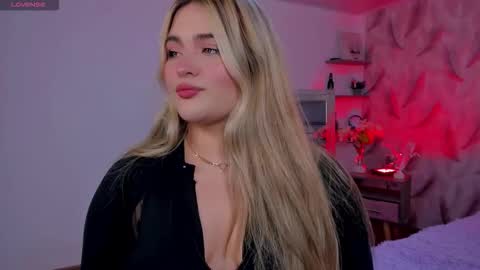 Snapshot of luna_volk chatting on February 14, 4:09 am Luna online show from February 14, 4:09 am