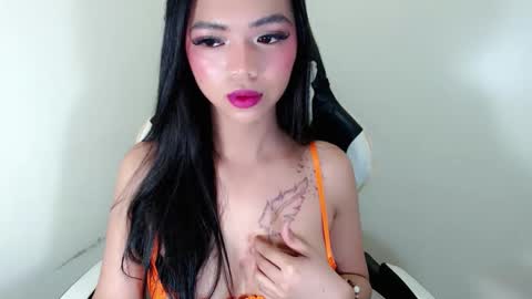 Snapshot of luna_whitedoll chatting on April 13, 11:54 pm luna_whitedoll online show from April 13, 11:54 pm