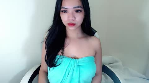 Snapshot of luna_whitedoll chatting on May 6, 8:30 am luna_whitedoll online show from May 6, 8:30 am