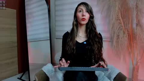 luna online show from March 22, 2:20 pm