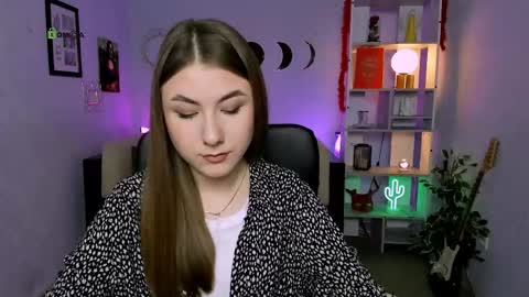 Luna online show from April 3, 12:47 pm