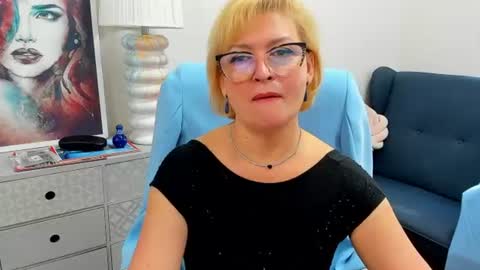 Snapshot of luna_xfantasy chatting on June 12, 6:56 am L u n a online show from June 12, 6:56 am