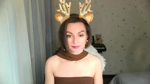 lunaa_bluee online show from December 22, 9:56 pm