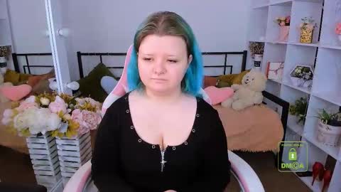 Snapshot of lunaar_ chatting on March 3, 6:41 am Luna online show from March 3, 6:41 am