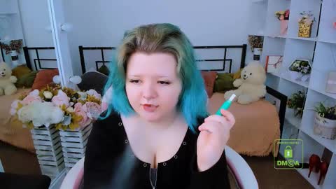 Snapshot of lunaar_ chatting on March 4, 6:41 am Luna online show from March 4, 6:41 am