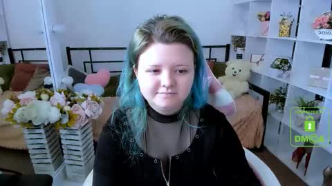 Snapshot of lunaar_ chatting on March 10, 6:40 am Luna online show from March 10, 6:40 am