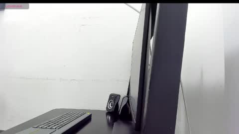 Snapshot of lunabrillante1972 chatting on May 13, 9:06 am lunabrillante1972 online show from May 13, 9:06 am