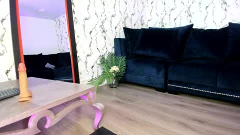 Lunalia online show from May 16, 5:37 am