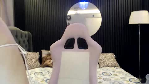 LUNA online show from April 18, 6:28 am