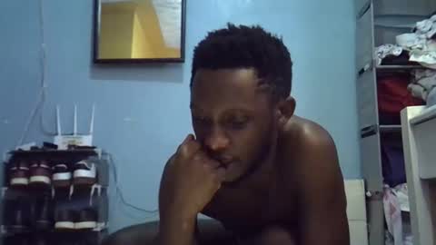 lunalove22_ online show from November 19, 3:12 pm