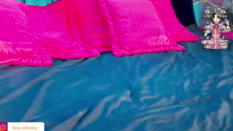 Luna online show from October 7, 8:39 pm