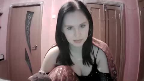 Snapshot of lunamystique_ chatting on January 29, 5:35 pm lunamystique_ online show from January 29, 5:35 pm