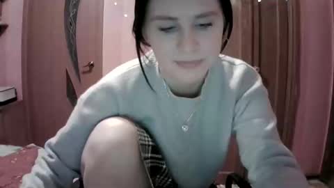 Snapshot of lunamystique_ chatting on January 30, 2:49 am lunamystique_ online show from January 30, 2:49 am