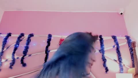 Snapshot of lunapagee chatting on December 26, 7:27 pm Luna Page online show from December 26, 7:27 pm