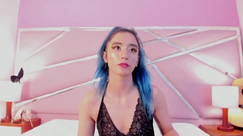Snapshot of lunapagee chatting on January 25, 2:14 pm Luna Page online show from January 25, 2:14 pm