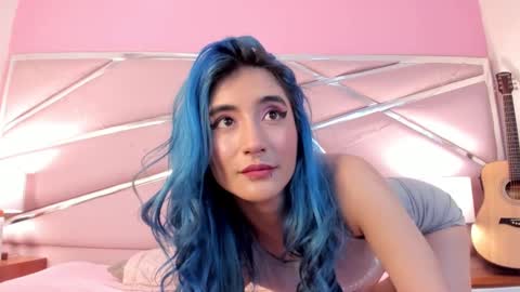 Snapshot of lunapagee chatting on February 25, 2:33 pm Luna Page online show from February 25, 2:33 pm