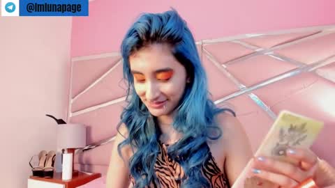 Snapshot of lunapagee chatting on February 26, 2:36 pm Luna Page online show from February 26, 2:36 pm