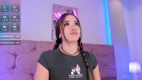 Luna  online show from December 11, 11:21 pm