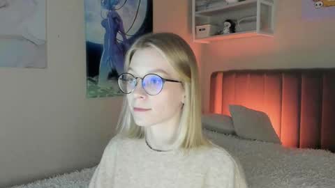 Sofia online show from October 24, 3:30 pm