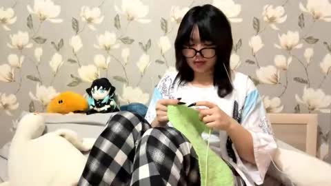 Snapshot of lunaraus chatting on October 12, 7:24 pm Yuna online show from October 12, 7:24 pm