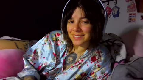 lunarqueen420 online show from June 28, 8:31 am