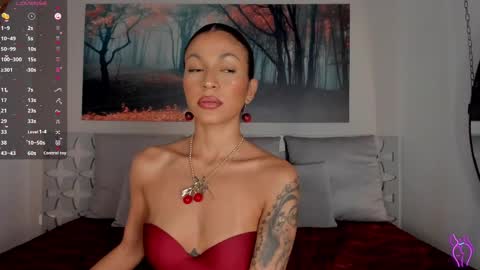 Snapshot of lunaruso chatting on February 12, 11:51 pm Luna Ruso online show from February 12, 11:51 pm