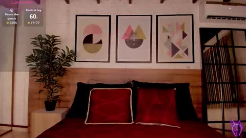 Luna Ruso  online show from November 10, 7:57 pm