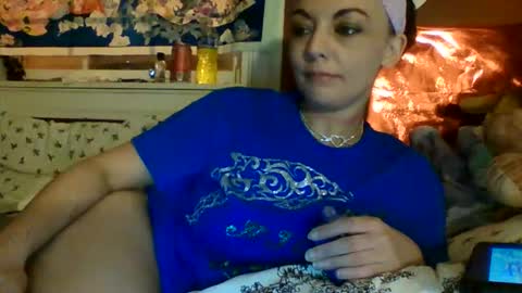 lunasecretadmirer online show from February 4, 9:59 am