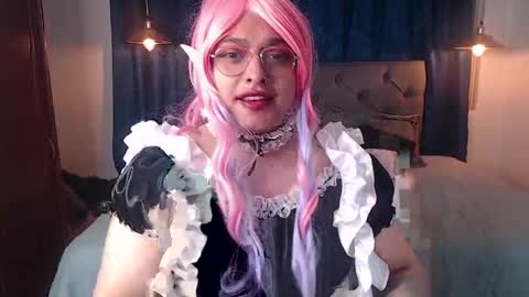 Snapshot of lunasnow__ chatting on April 15, 4:03 pm lunasnow__ online show from April 15, 4:03 pm