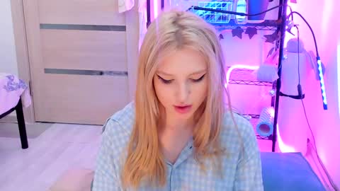 Kate online show from January 31, 6:13 am