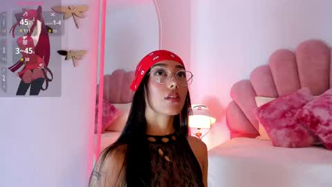 Snapshot of lunavelour_ chatting on May 15, 10:00 am Luna online show from May 15, 10:00 am