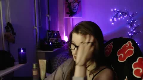LunaXcherry online show from April 29, 6:36 pm