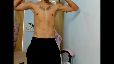 Snapshot of lunay_bigcock420 chatting on September 22, 5:31 am lunay_bigcock420 online show from September 22, 5:31 am