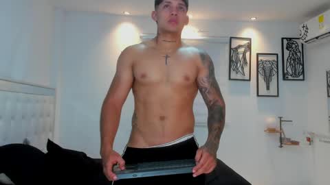 Lunay online show from April 10, 10:25 pm