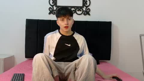 Snapshot of lunaydream chatting on July 6, 11:40 am lunaydream online show from July 6, 11:40 am