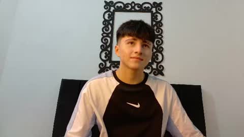 Snapshot of lunaydream chatting on July 6, 3:03 pm lunaydream online show from July 6, 3:03 pm