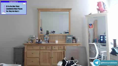 Snapshot of lunobbione chatting on February 2, 3:44 pm Lunobbione online show from February 2, 3:44 pm