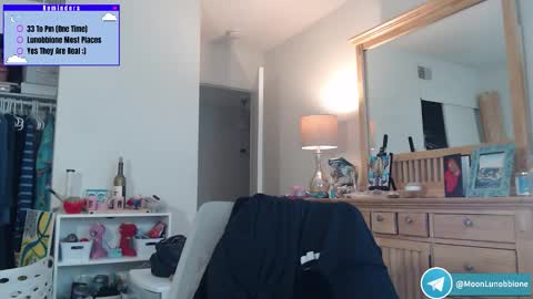 Snapshot of lunobbione chatting on February 21, 5:36 pm Lunobbione online show from February 21, 5:36 pm