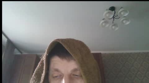 Snapshot of luntik10 chatting on May 27, 12:35 pm luntik10 online show from May 27, 12:35 pm