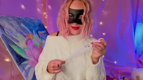 Snapshot of lunvision chatting on March 26, 5:29 pm My name Lun online show from March 26, 5:29 pm