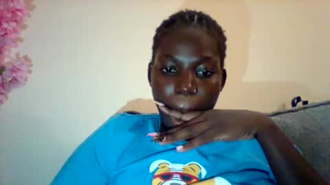 luo_queen online show from September 25, 11:19 pm