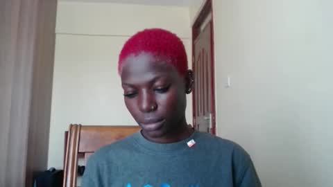 luo_queen online show from May 24, 9:47 am