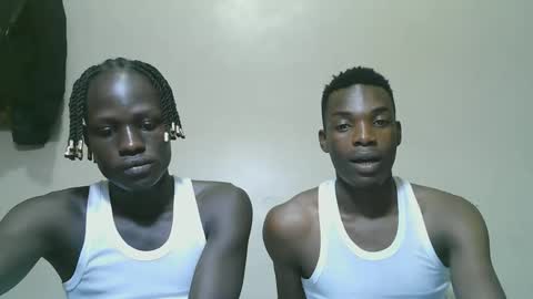 luoislove online show from November 4, 6:07 pm