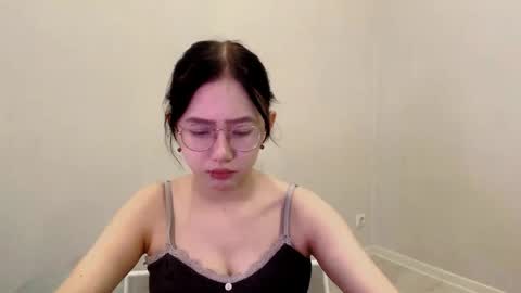Roxie online show from May 14, 1:07 pm