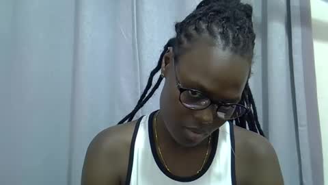sweet girl online show from September 22, 11:40 pm