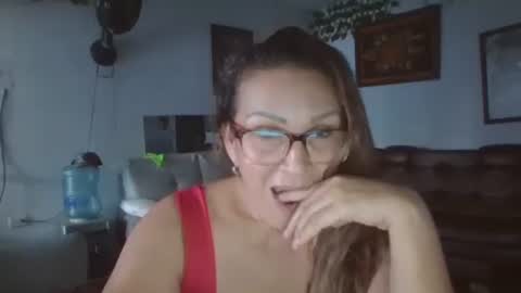 Snapshot of lupitavega_ chatting on November 2, 10:01 pm Lupita online show from November 2, 10:01 pm