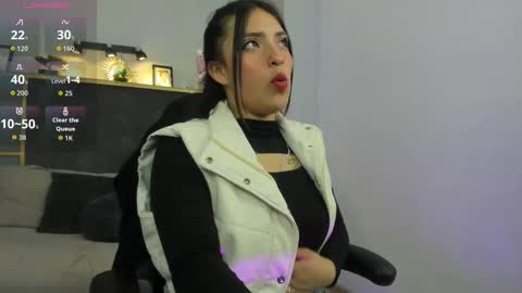 Lurea pearl online show from October 22, 5:08 am