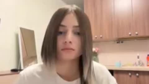 May online show from October 24, 6:15 pm